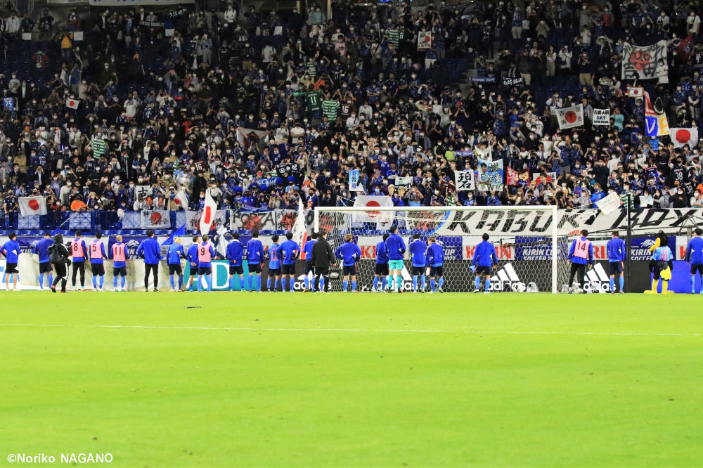 観客数 31,292 人。スタジアムには多くの日本代表ファンが足を運んだ