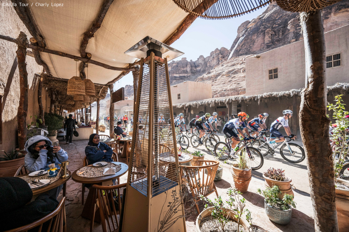 アルウラー・ツアー