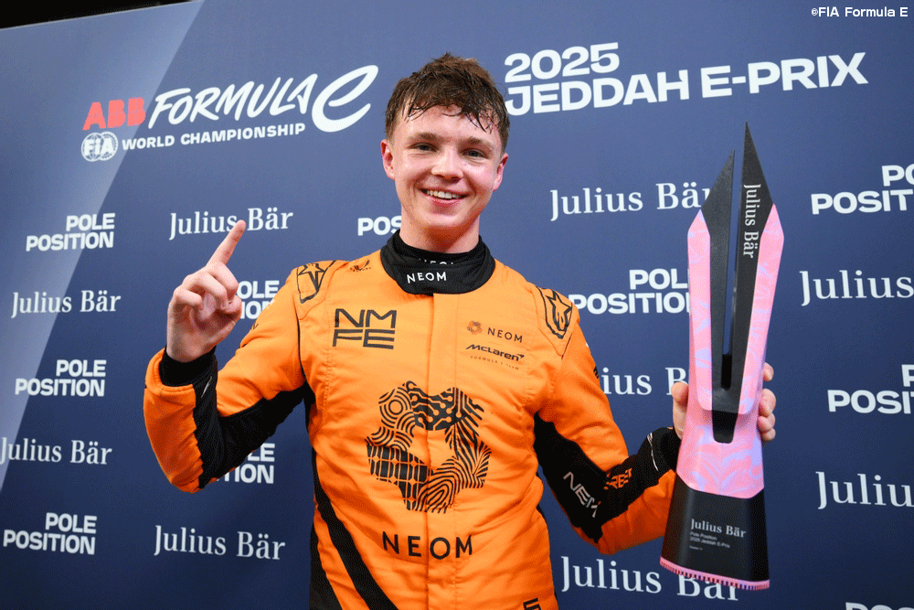 あどけなさが残る20歳のテイラー・バーナード（マクラーレン）