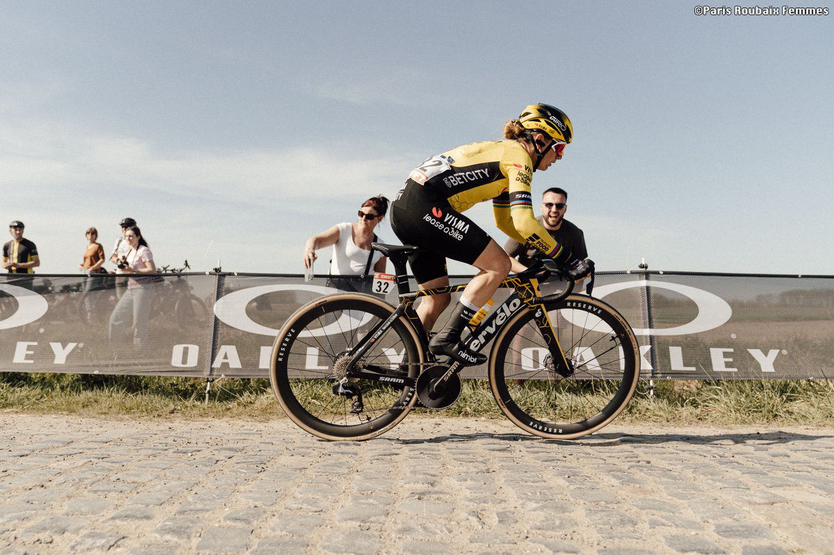 パリ～ルーベ ファム