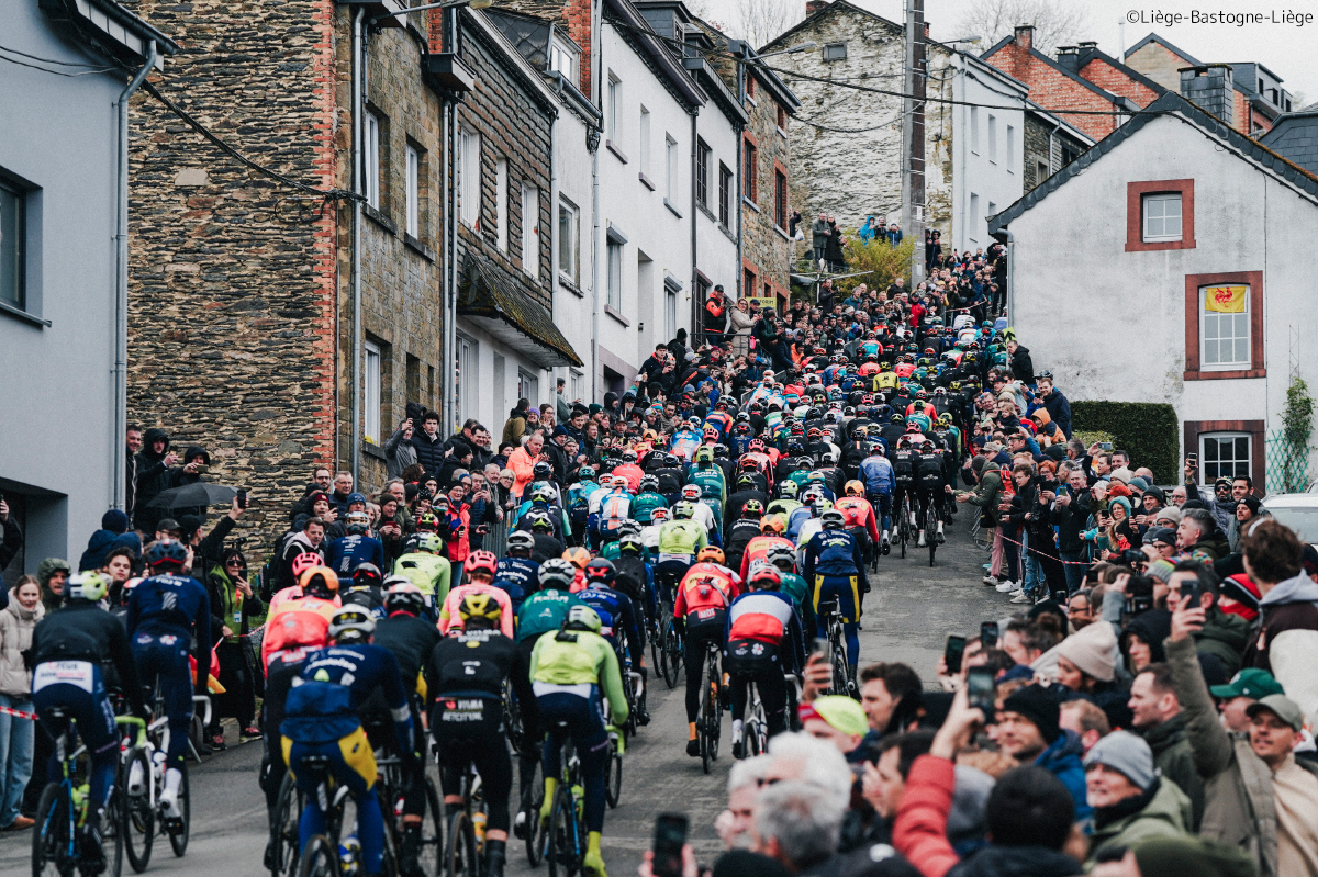 リエージュ〜バストーニュ〜リエージュ