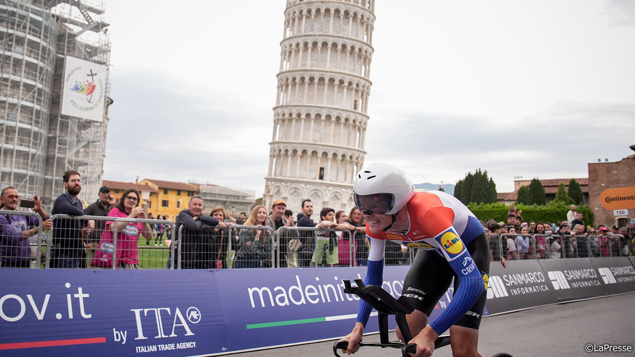 ピサで結婚式に出席したホーレが、運命的な大勝利を飾った