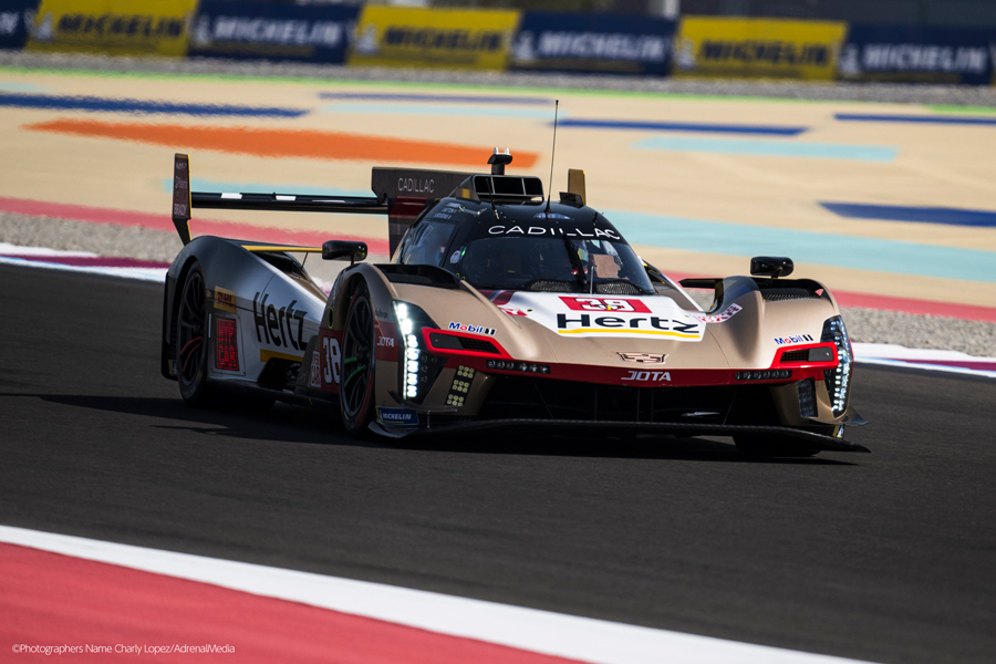 38号車 キャデラックVシリーズ.R