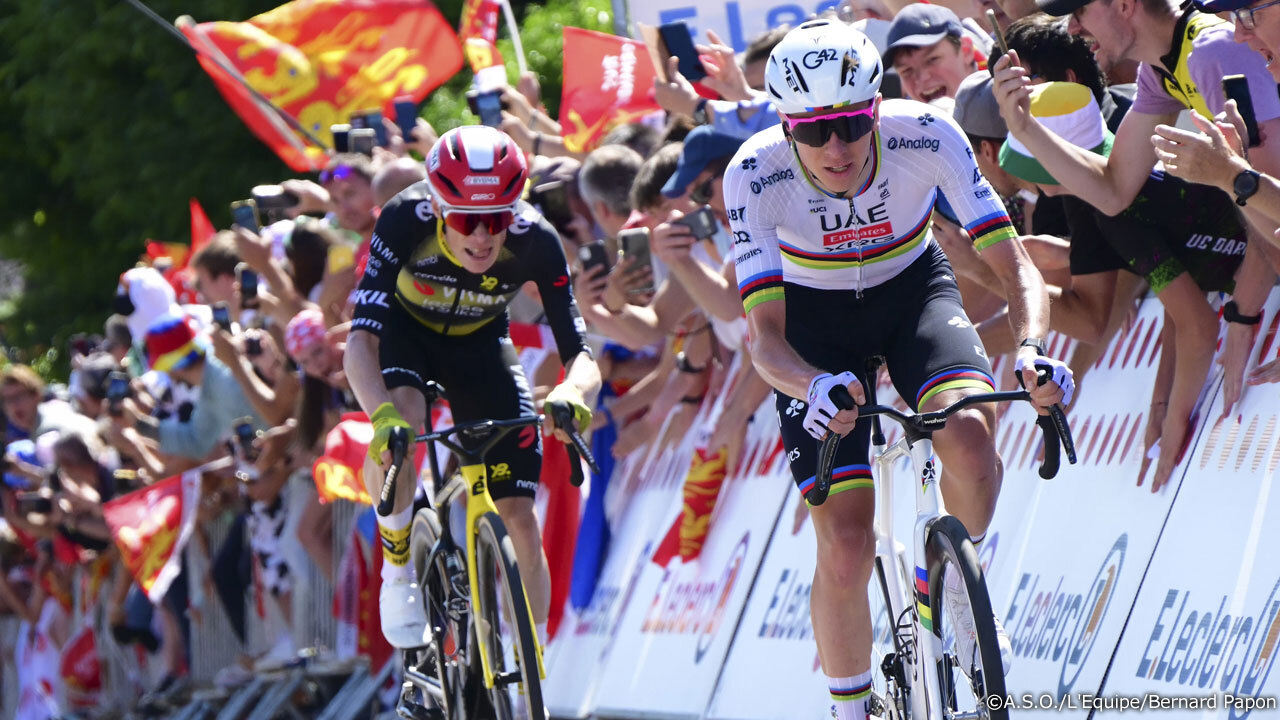 猛アタックを仕掛けたポガチャル、それに必死に食らいつくヴィンゲゴー