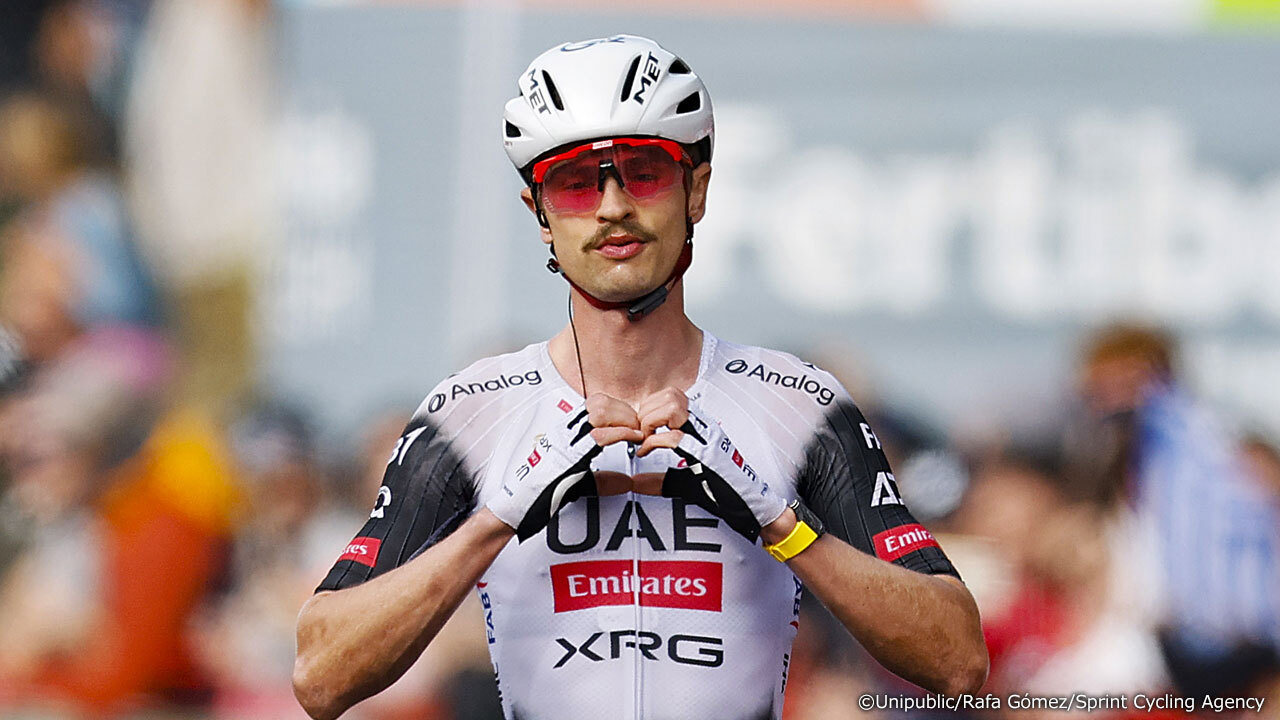 今大会初の大逃げで勝利を掴んだジェイ・ヴァイン