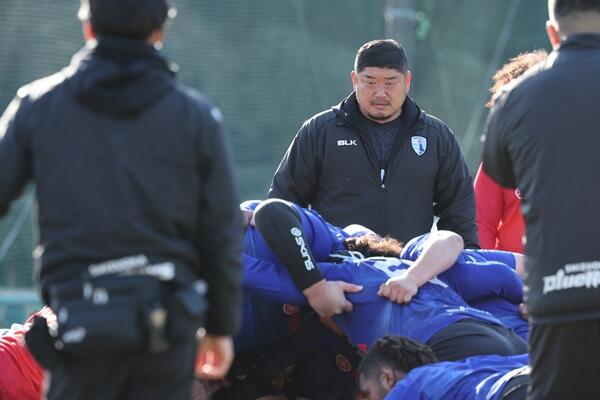 長谷川慎さんインタビュー＆ラグマガ4月号